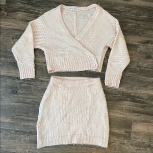 ASILIO “The Pink Slipper” Cropped Sweater & Skirt